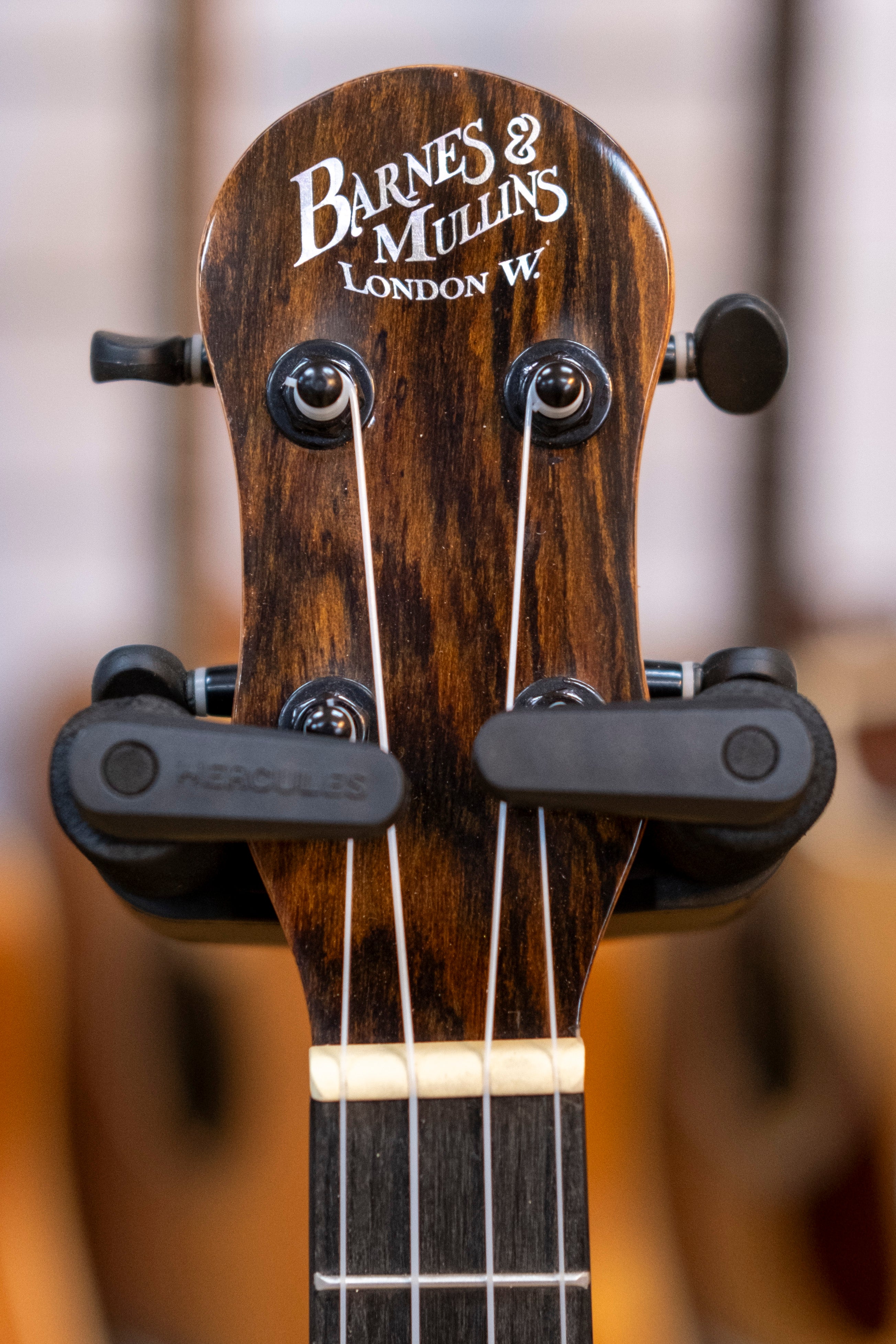 Barnes and Mullins Tenor Ukulele (Becote)