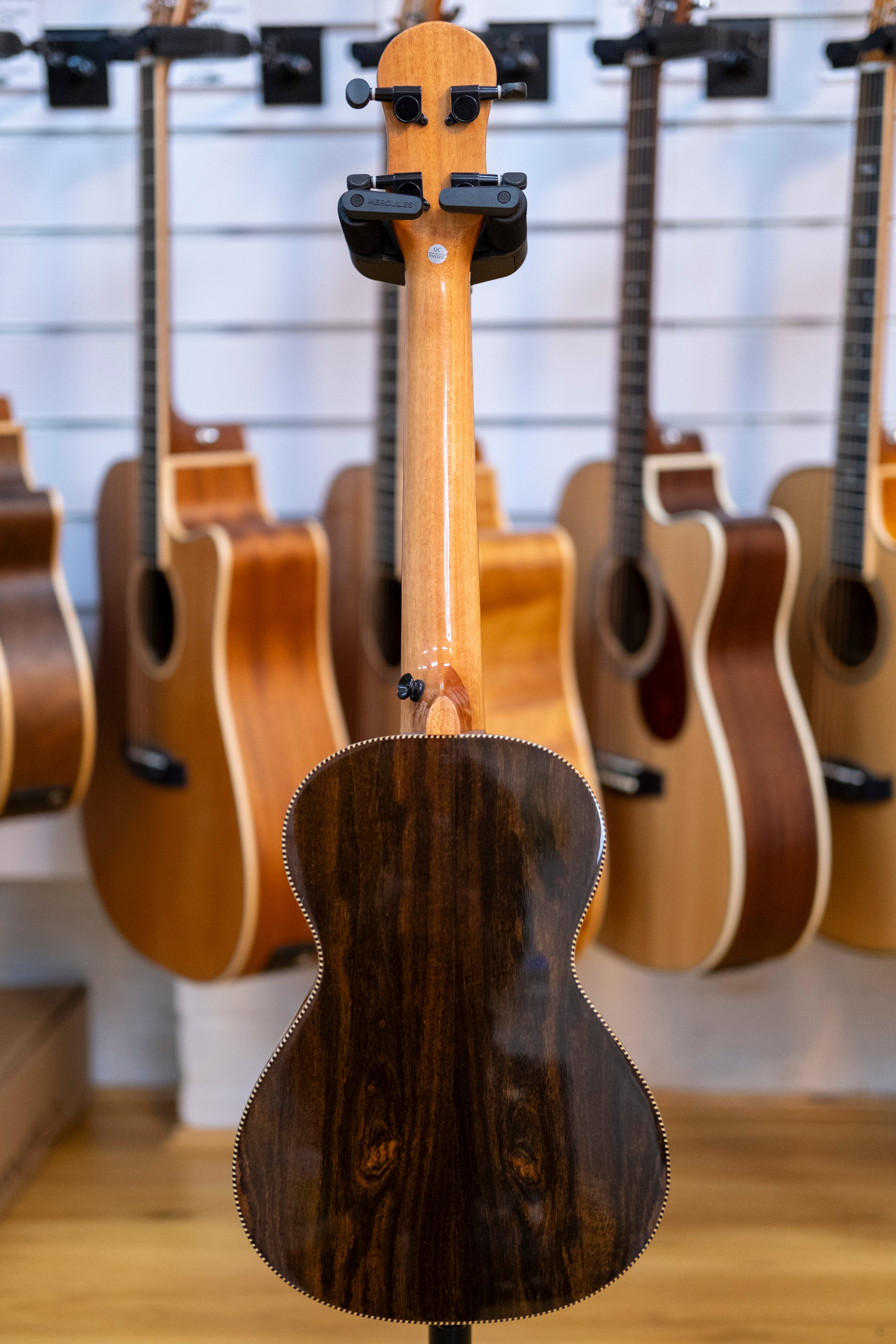 Barnes and Mullins Tenor Ukulele (Becote)