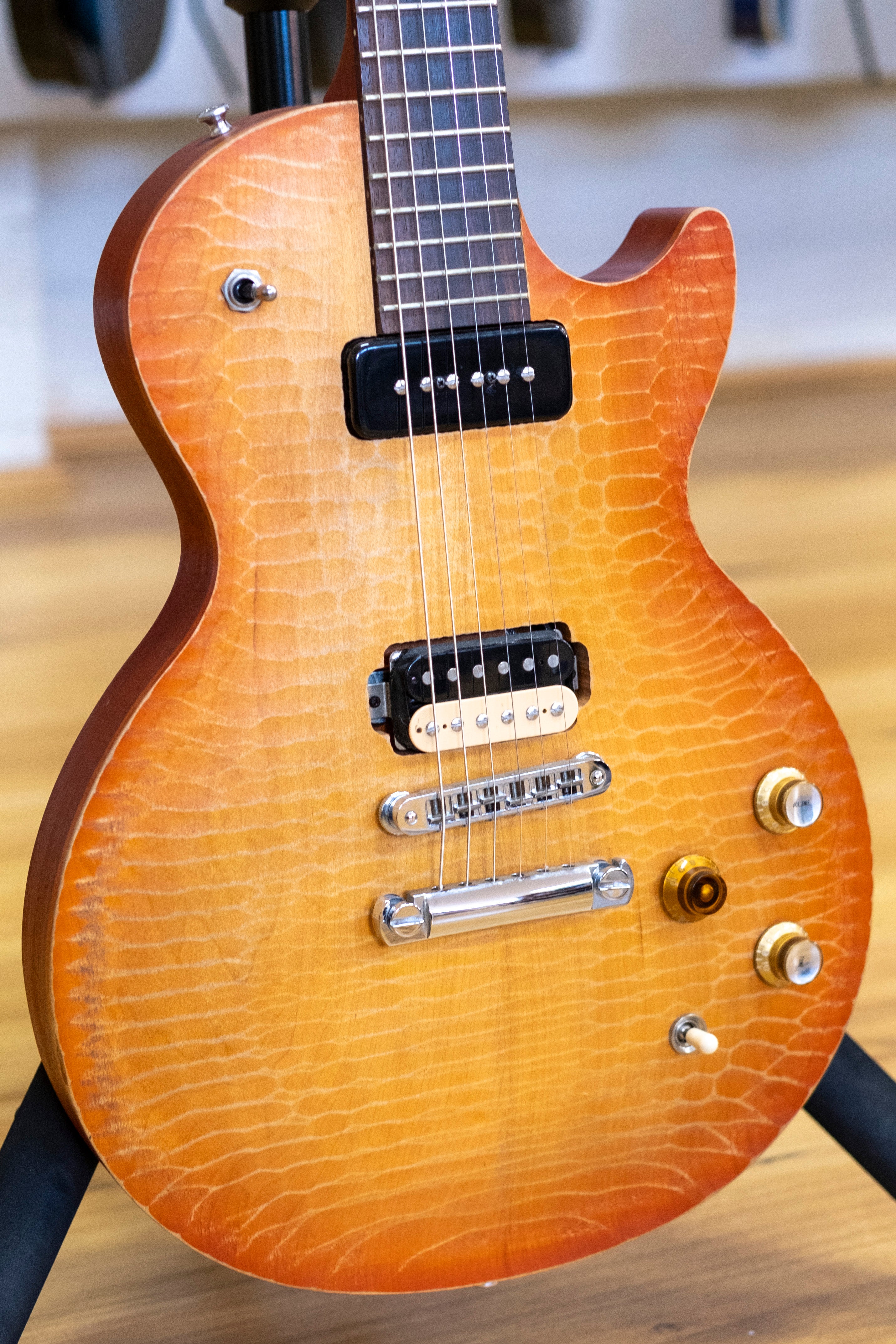 Gibson Gary Moore BFG Les Paul Electric Guitar (Lemonburst)