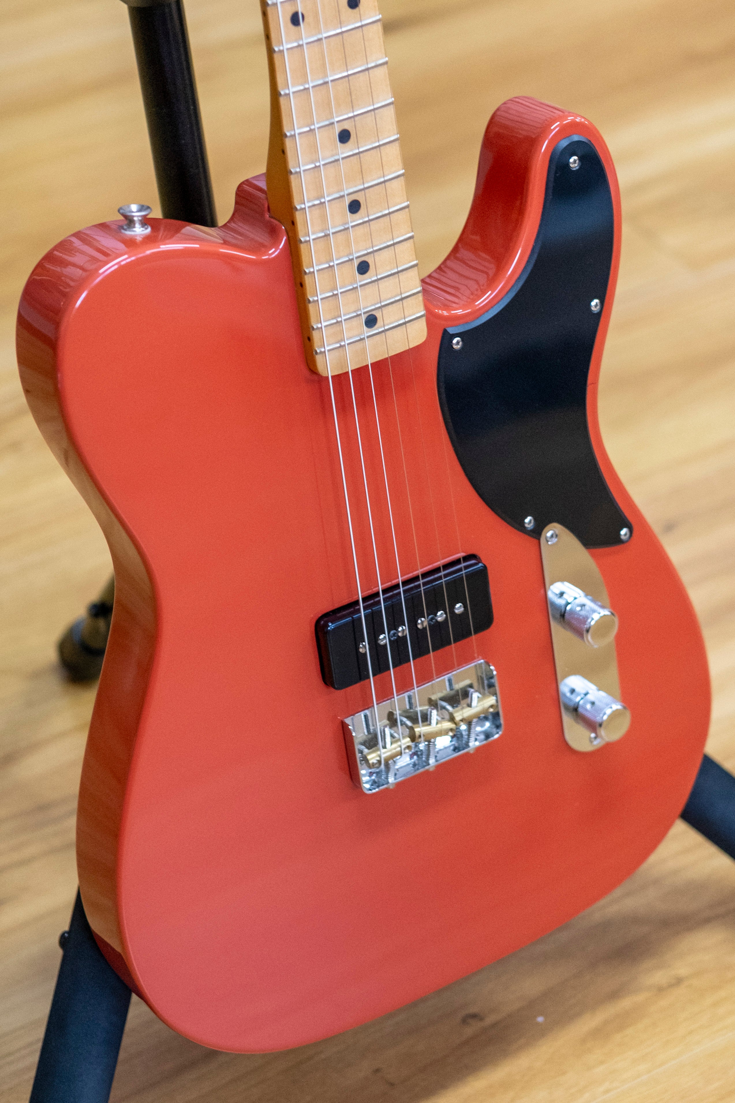 Fender Noventa Telecaster Electric Guitar (Fiesta Red) (Pre-Owned)