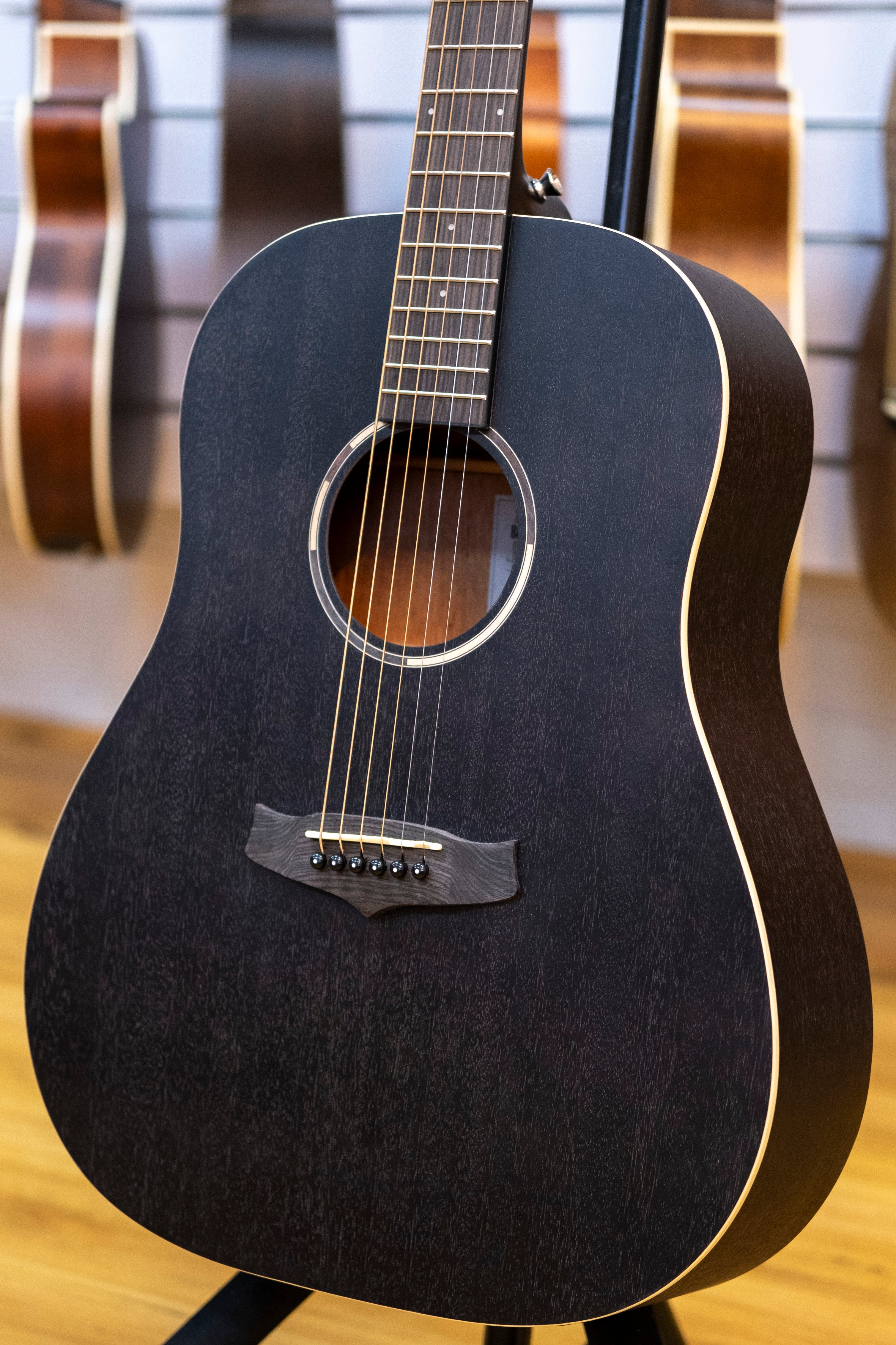 Tanglewood Blackbird Sloped Shoulder Acoustic Electric Guitar (Smokestack Black Satin)