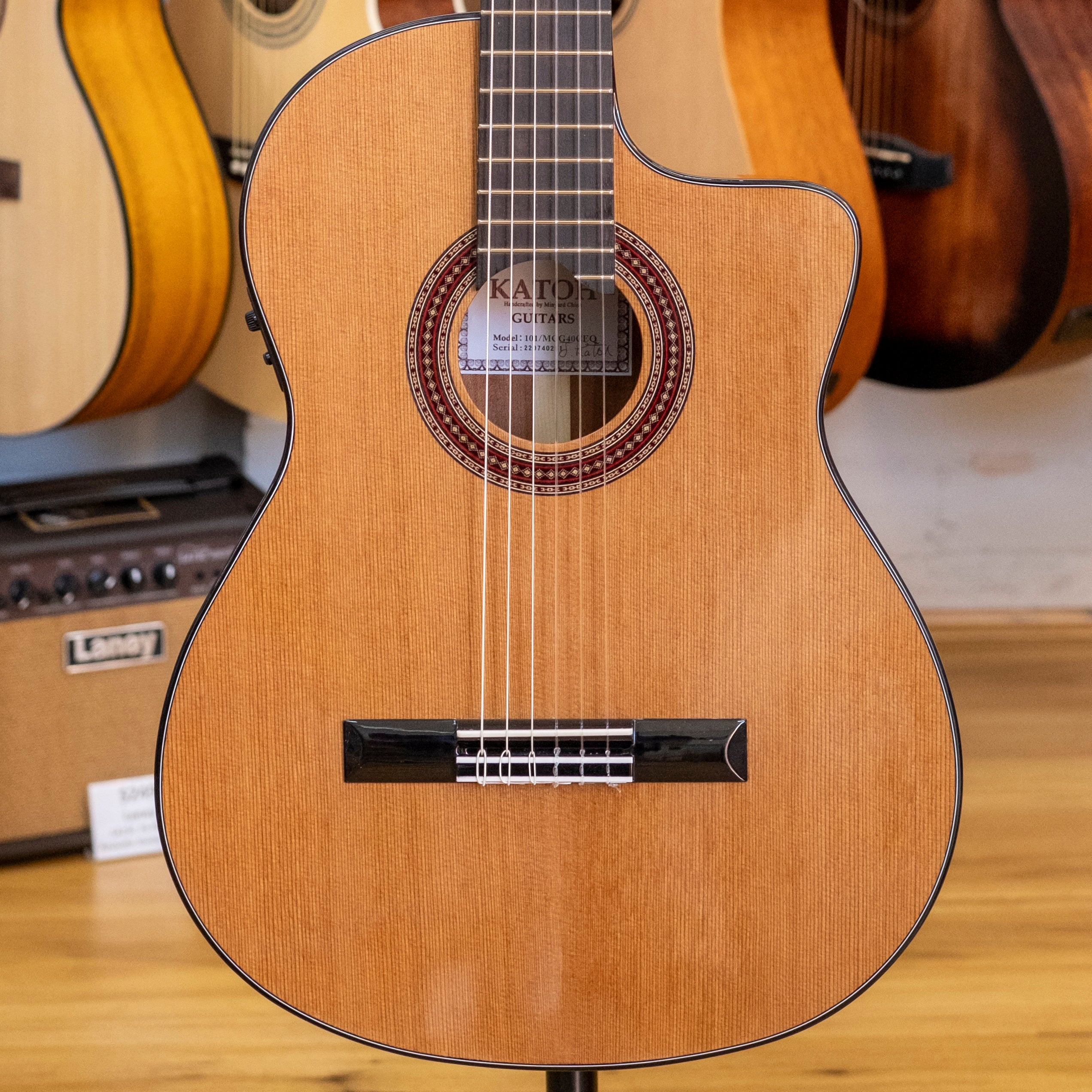 Katoh Student Series MCG40CEQ Electric Classical Guitar (Cedar)