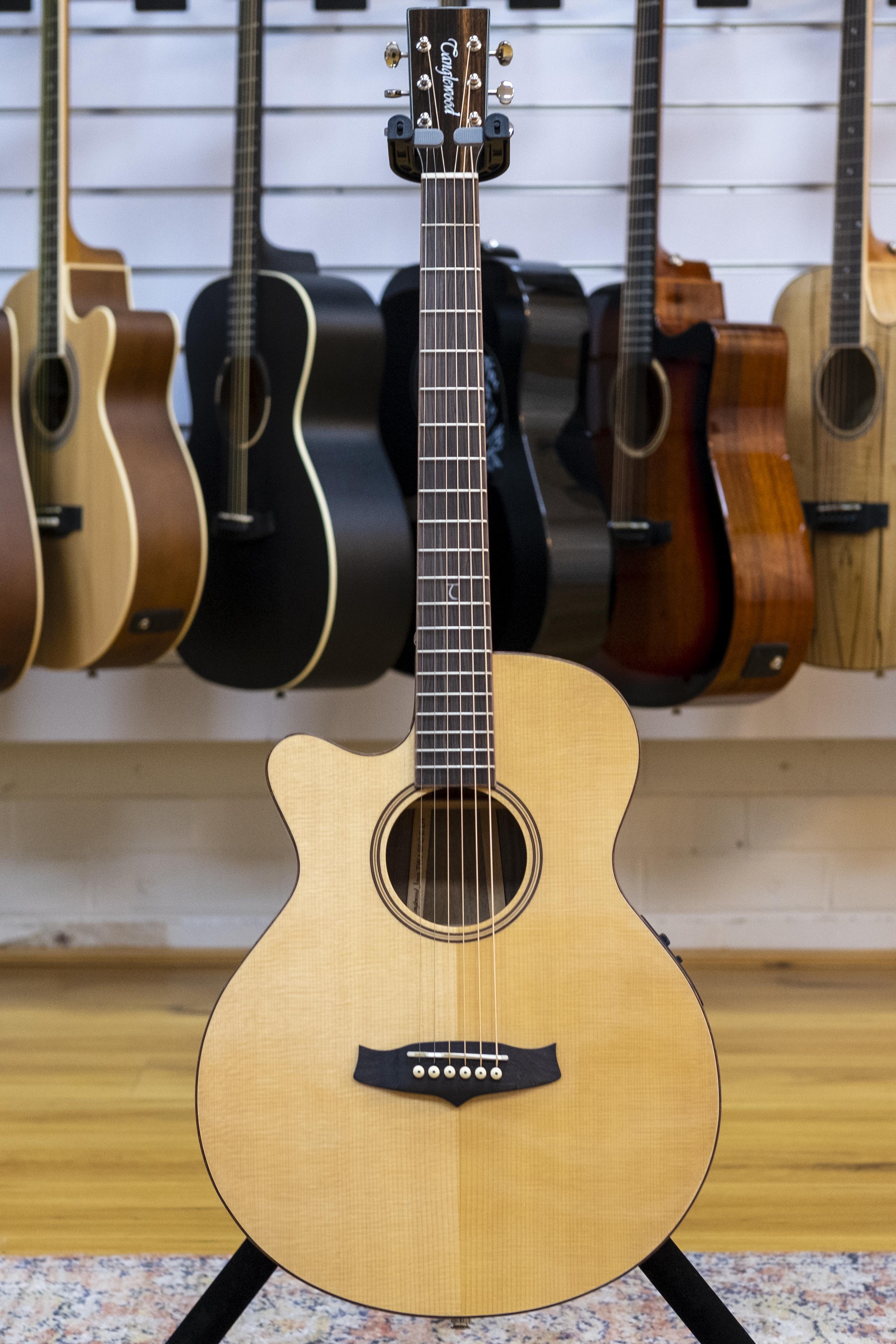 Left handed deals tanglewood guitar