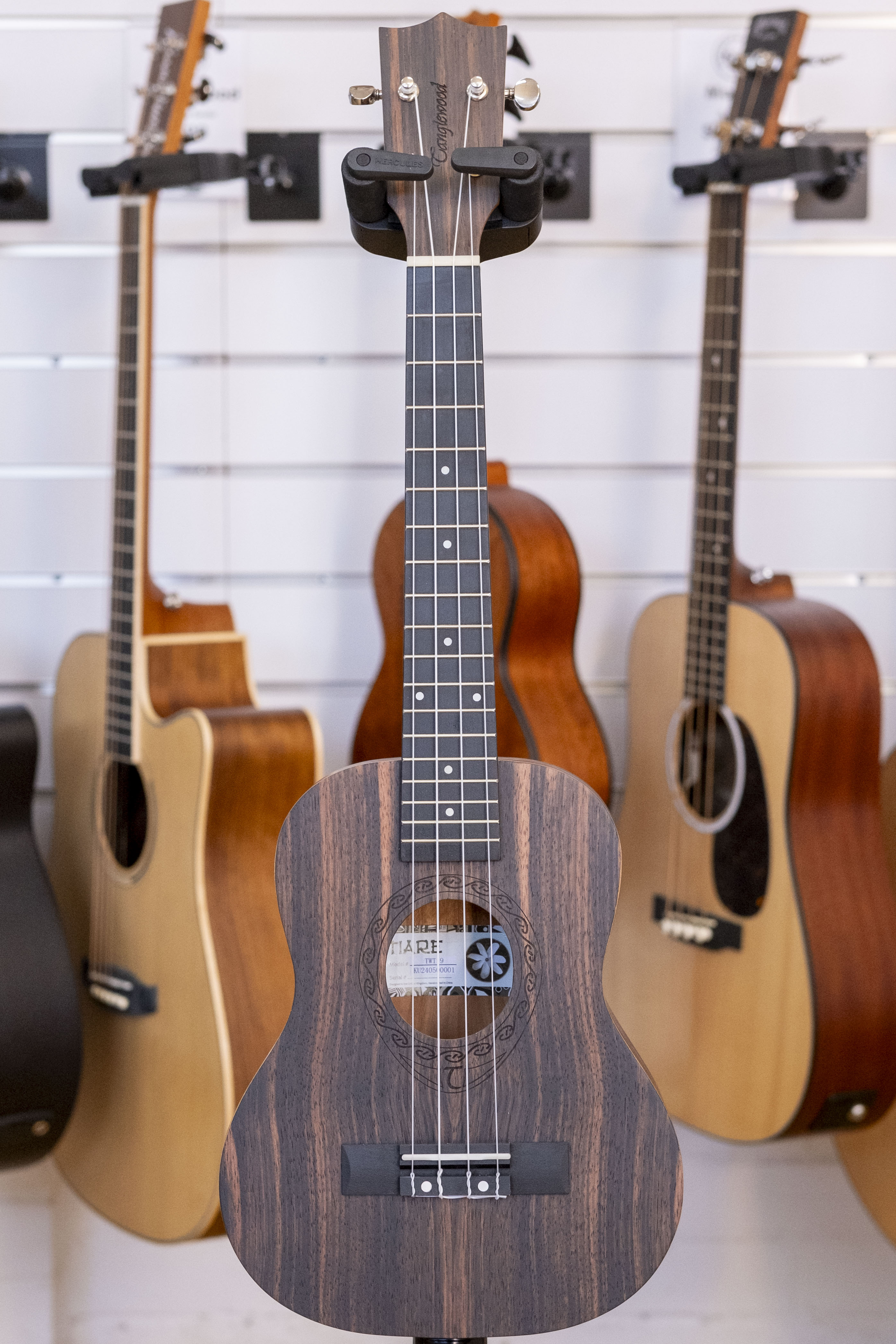 Tanglewood Tiare Series Tenor Ukulele (All Figured Ebony)