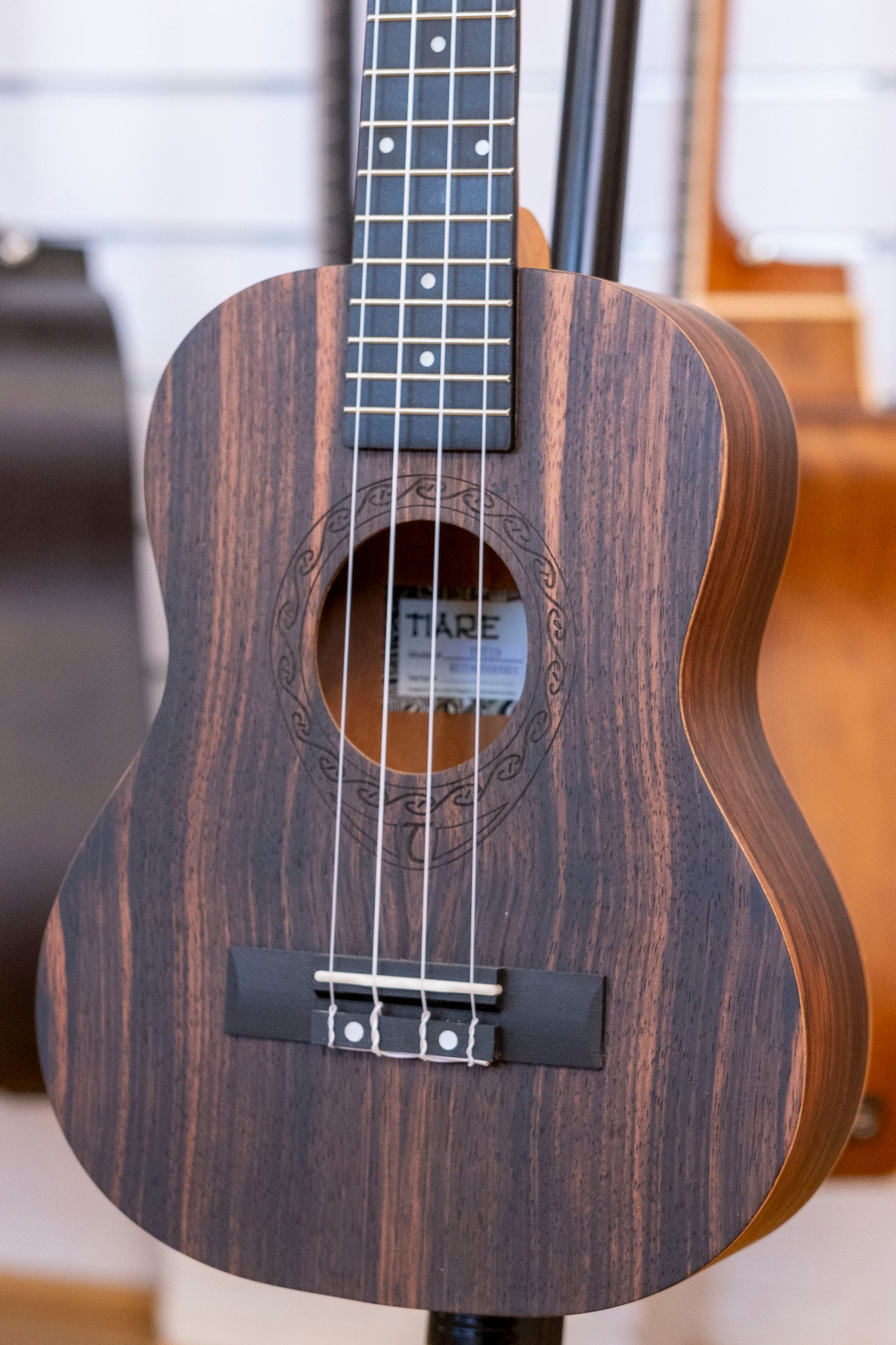 Tanglewood Tiare Series Tenor Ukulele (All Figured Ebony)