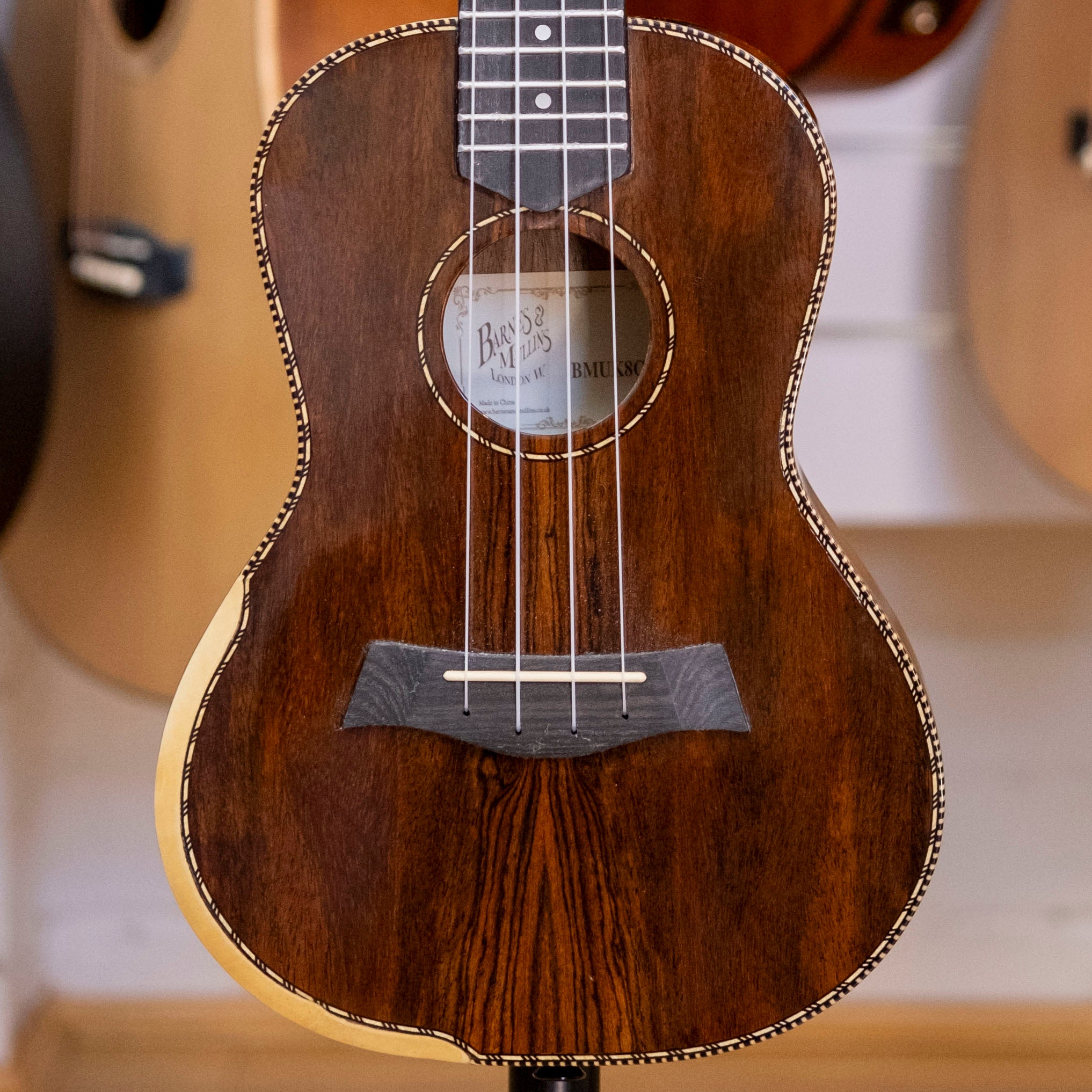 Barnes and Mullins BMUK8C Concert Ukulele (Becote)