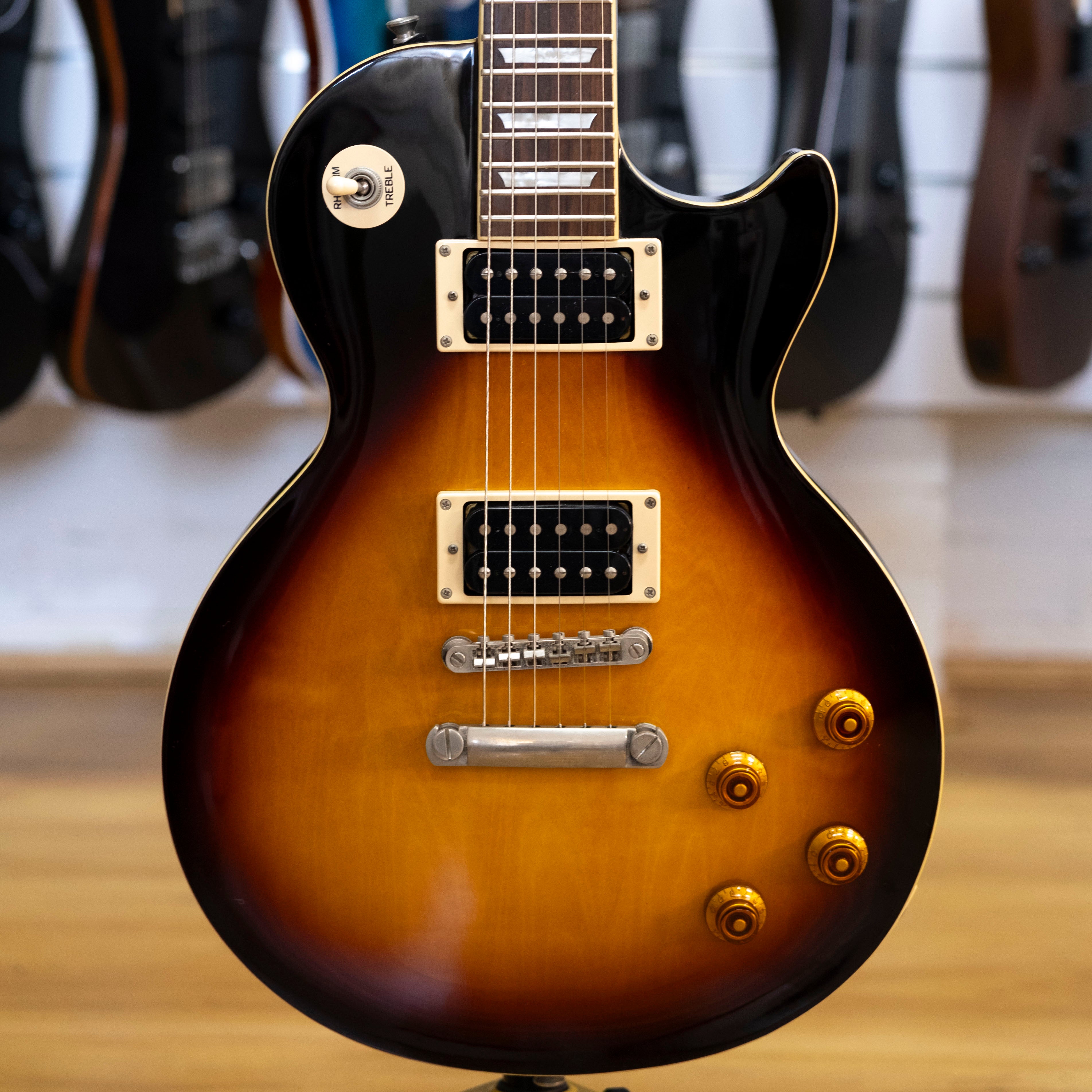 2010 Epiphone Les Paul Classic Plain Top Electric Guitar (Vintage Sunburst)