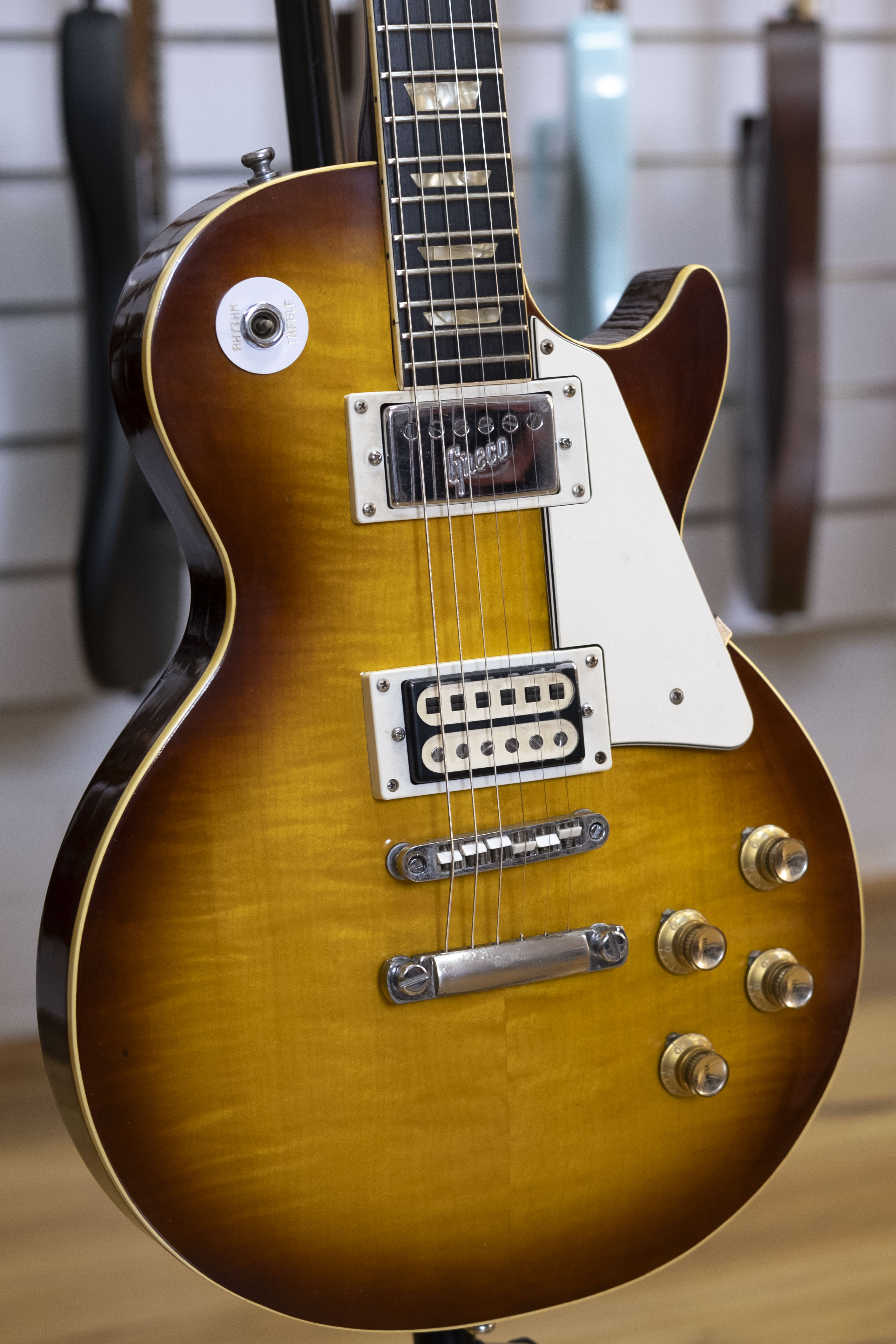 1972 Greco EG-420 'Les Paul' Custom Electric Guitar (Brown Sunburst)