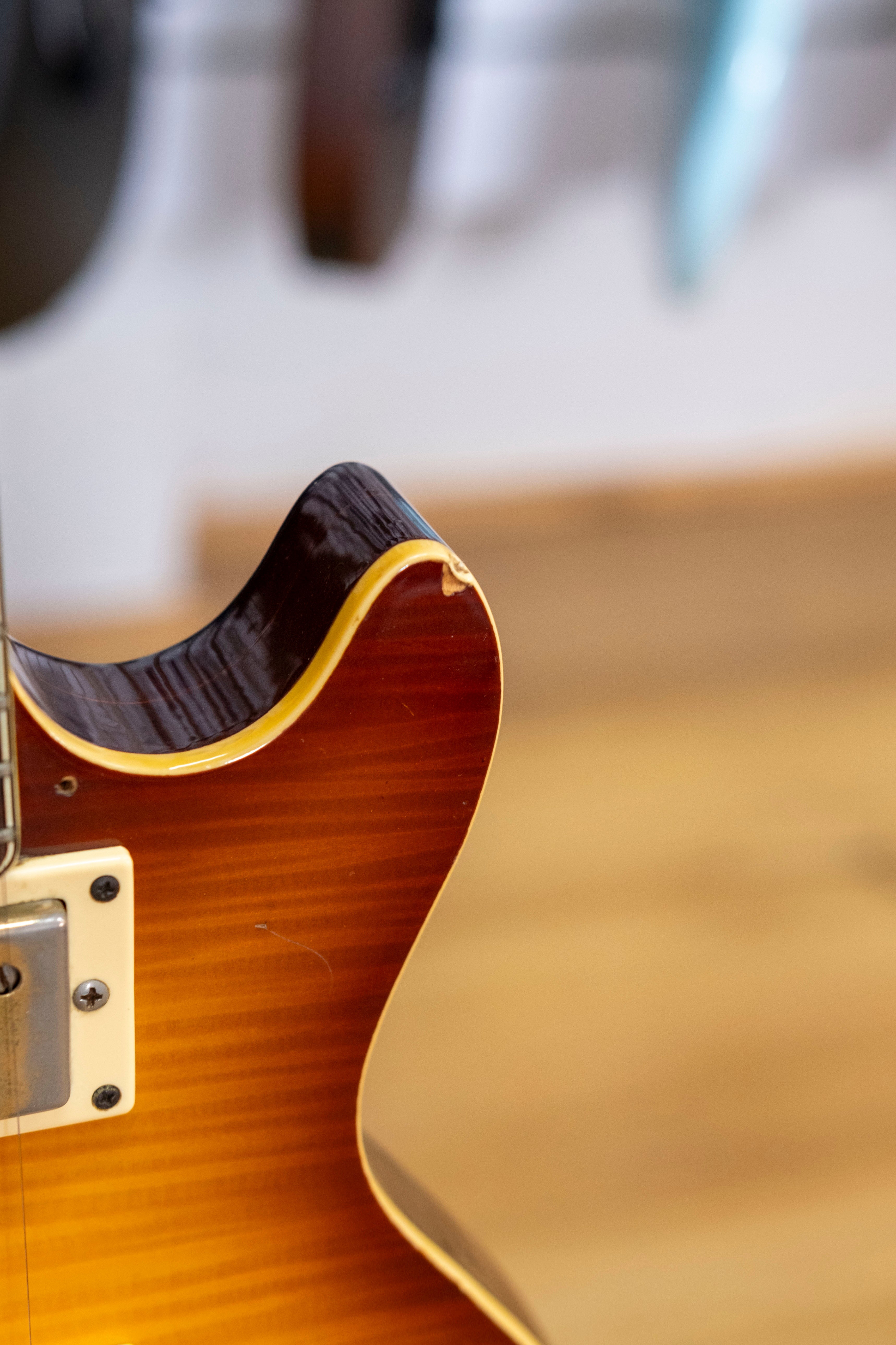 1976 Elk 'Les Paul' Custom Style Electric Guitar (Cherry Sunburst)