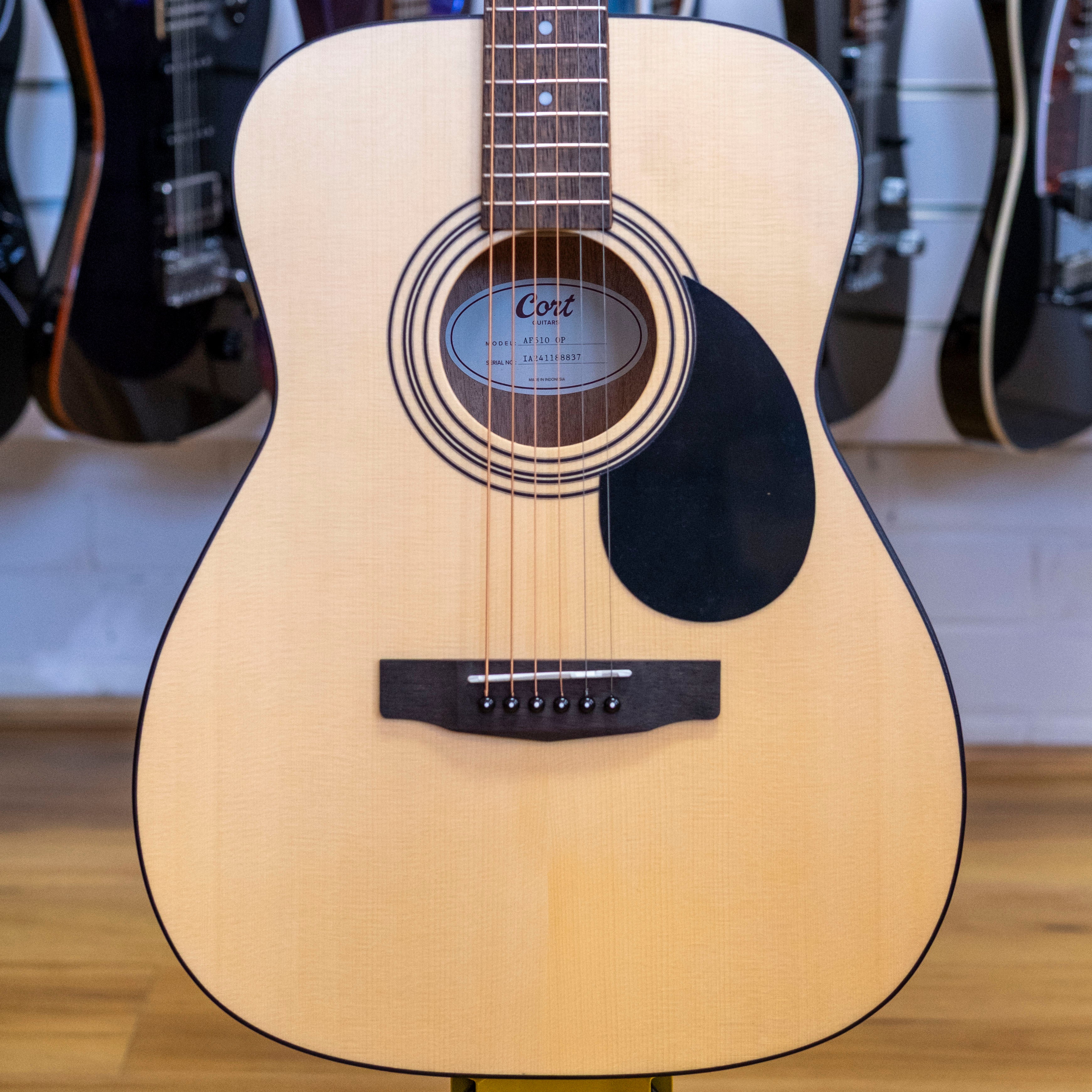 Cort AF510 Standard Series Concert Acoustic Guitar (Open Pore)